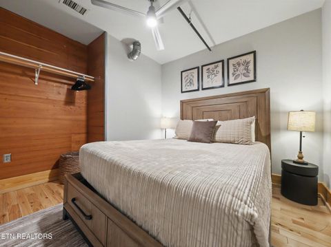 Tiny photo for 100 S Gay St #102, Knoxville, TN 37902 (MLS # 1329774)