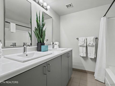 Tiny photo for 100 S Gay St #102, Knoxville, TN 37902 (MLS # 1329774)