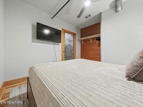 Tiny photo for 100 S Gay St #102, Knoxville, TN 37902 (MLS # 1329774)