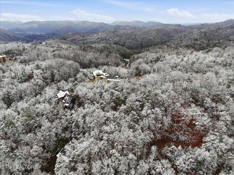 Tiny photo for 202 Autumn Lane, Gatlinburg, TN 37738 (MLS # 1323056)