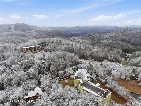 Tiny photo for 202 Autumn Lane, Gatlinburg, TN 37738 (MLS # 1323056)
