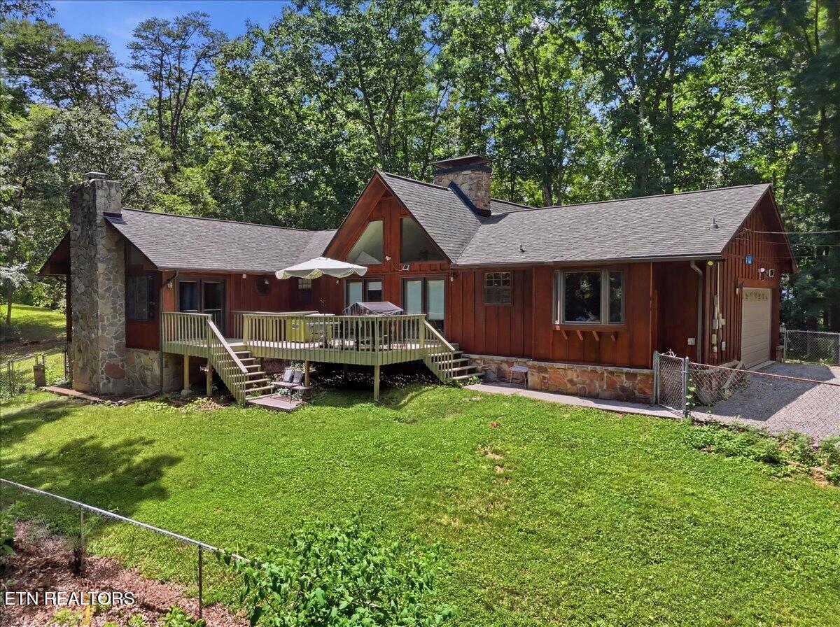 3433 Russellwood Drive