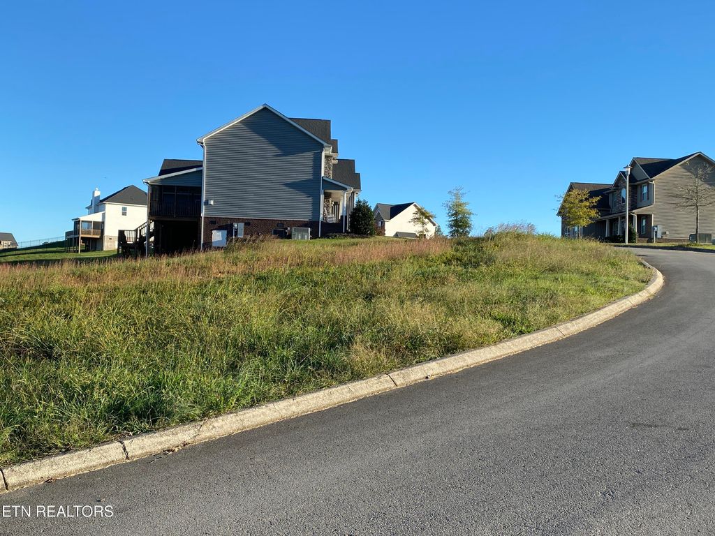 Photo of 110 Hollyberry Rd, Oak Ridge, TN 37830 (MLS # 1318647)