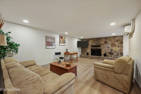 Tiny photo for 1704 S Forest Drive, Knoxville, TN 37920 (MLS # 1333156)