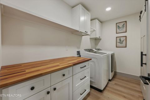 Tiny photo for 1704 S Forest Drive, Knoxville, TN 37920 (MLS # 1333156)