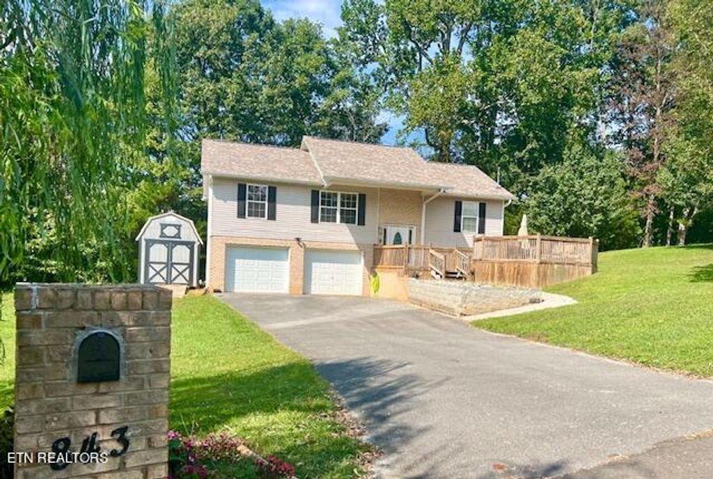 Photo of 843 Farnsworth Court, Strawberry Plains, TN 37871 (MLS # 1274993)