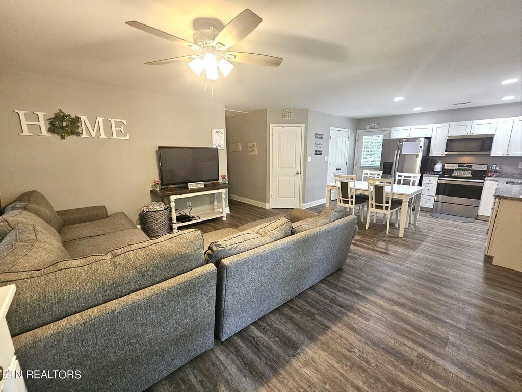 Photo of 293 Harrison St, Alcoa, TN 37701 (MLS # 1267722)