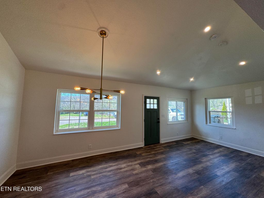 Photo of 1712 Vada Circle, Knoxville, TN 37912 (MLS # 1333065)