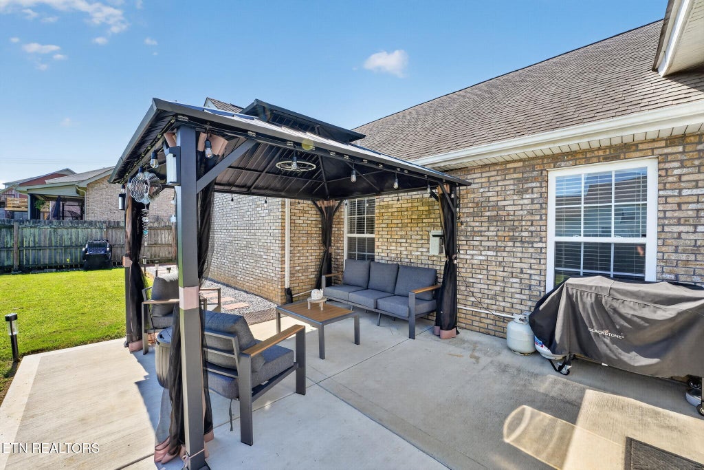 Photo of 1220 Bastogne Drive, Maryville, TN 37801 (MLS # 1353481)
