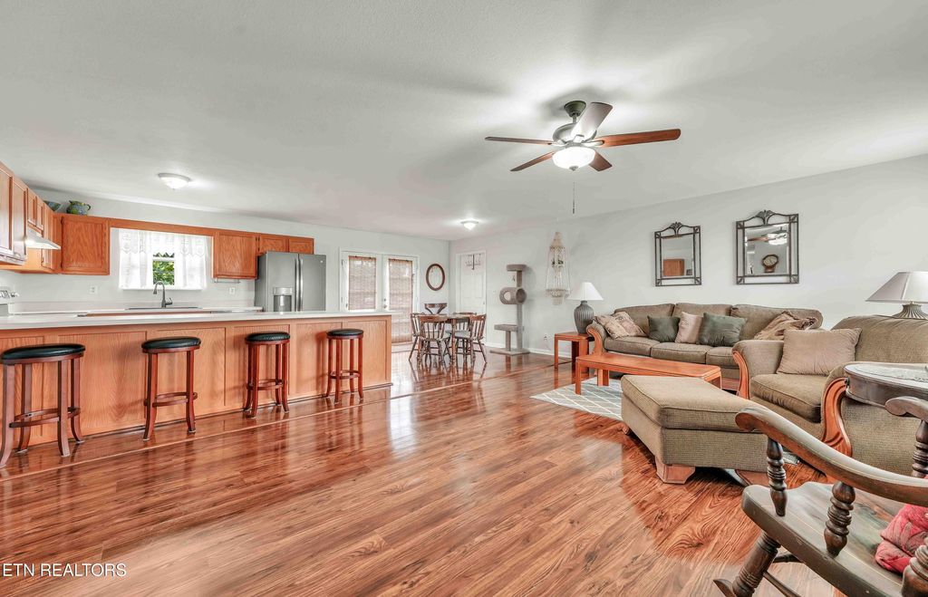 Photo of 169 Lees Chapel Rd, Sweetwater, TN 37874 (MLS # 1312002)