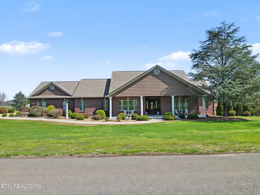 Photo of 607 Cornfield Ln, White Pine, TN 37890 (MLS # 1334495)