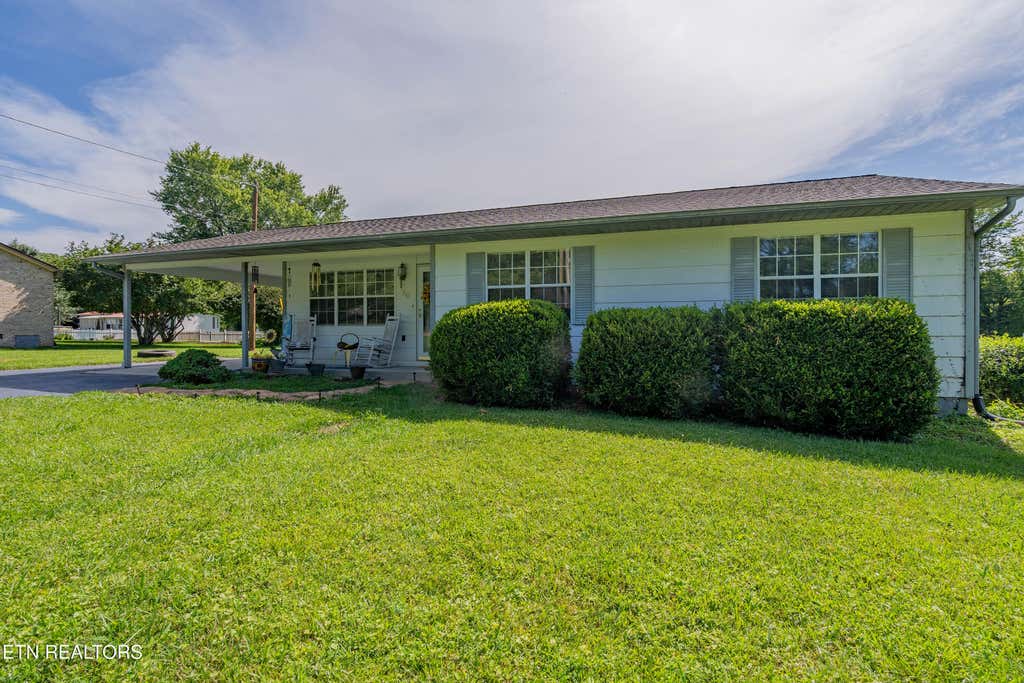 Photo of 210 Jackson Lane, Oliver Springs, TN 37840 (MLS # 1346880)