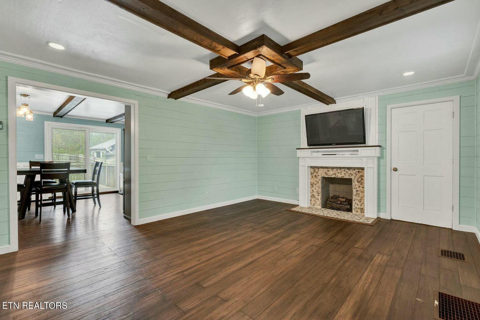 400 Slack Rd