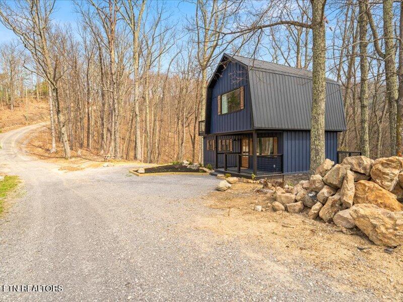 1114 Red Maple Lane