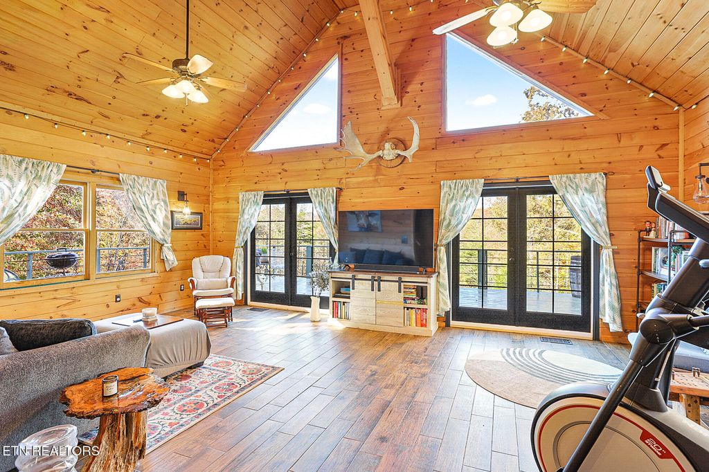 Photo of 3201 Ballplay Rd, Madisonville, TN 37354 (MLS # 1321162)