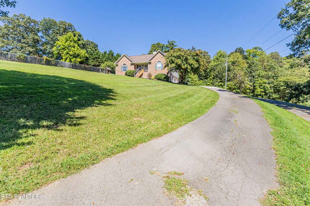 Photo of 8434 Coppock Rd, Corryton, TN 37721 (MLS # 1315347)