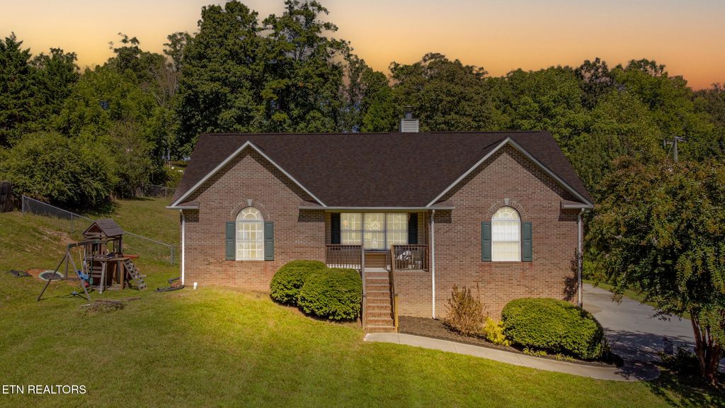 Photo of 8434 Coppock Rd, Corryton, TN 37721 (MLS # 1315347)