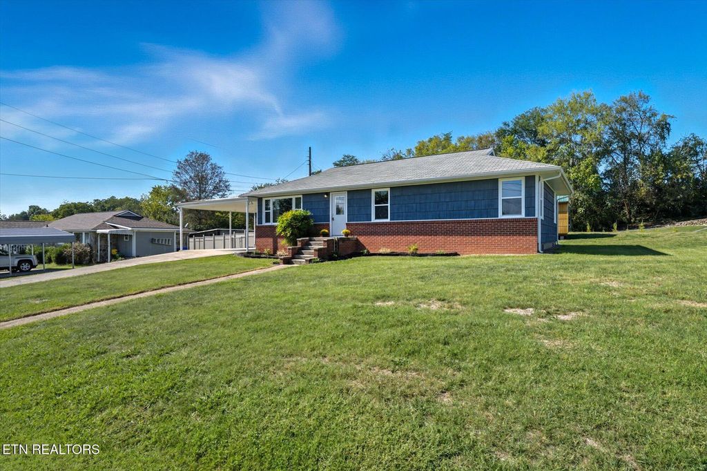 Photo of 204 Joy St, Seymour, TN 37865 (MLS # 1335651)