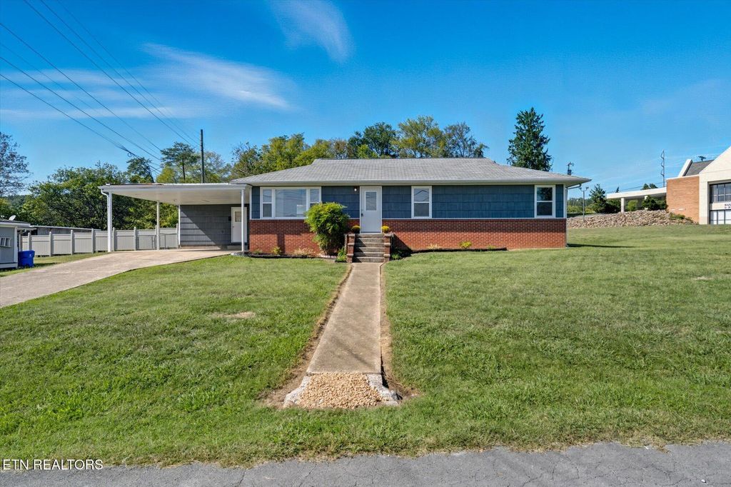 Photo of 204 Joy St, Seymour, TN 37865 (MLS # 1335651)