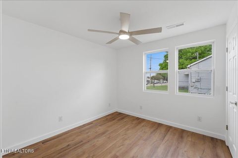 Tiny photo for 701 Childress Ave, Sweetwater, TN 37874 (MLS # 1340517)