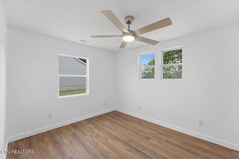 Tiny photo for 701 Childress Ave, Sweetwater, TN 37874 (MLS # 1340517)