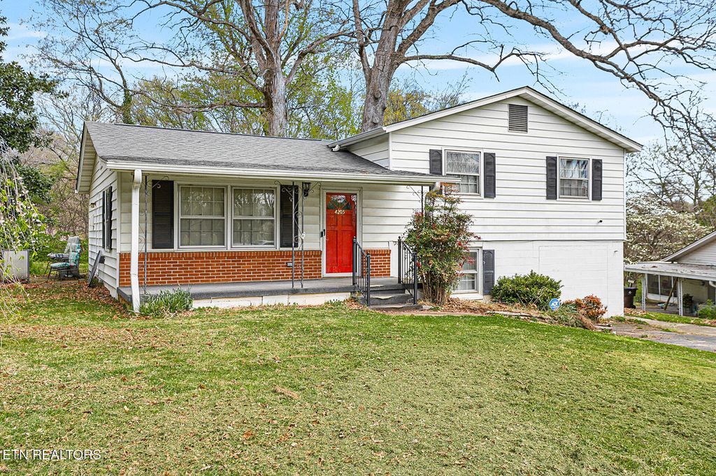 Photo of 4205 Myrtlewood Drive, Knoxville, TN 37921 (MLS # 1334952)