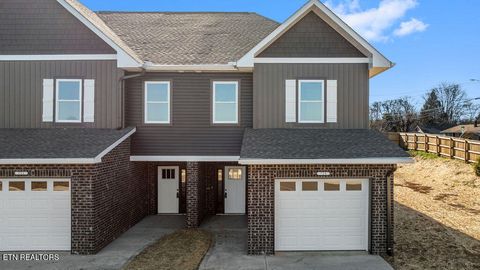 Photo of 723 Haig St, Maryville, TN 37801 (MLS # 1329783)