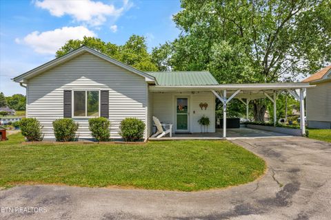 Photo of 1504 Monroe St, Sweetwater, TN 37874 (MLS # 1341931)