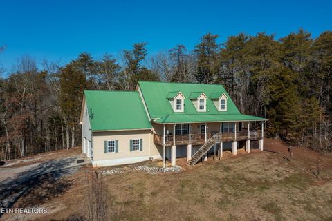 2117 Smith School Rd Strawberry Plains TN 37871