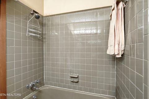 Tiny photo for 355 Crock Rd, Loudon, TN 37774 (MLS # 1339204)
