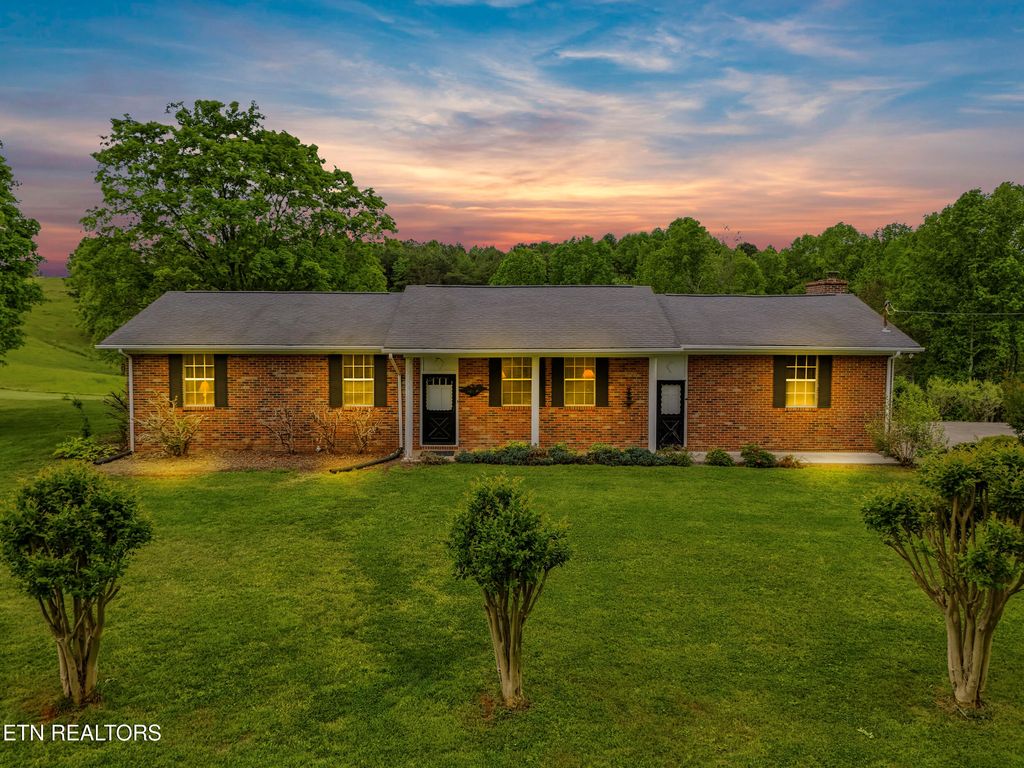 Photo of 355 Crock Rd, Loudon, TN 37774 (MLS # 1339204)