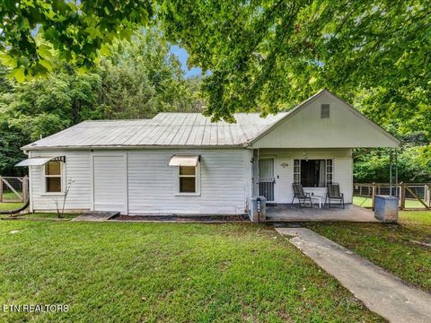 Photo of 919 Highway 340, Parrottsville, TN 37843 (MLS # 1319978)