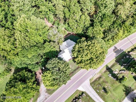 Tiny photo for 919 Highway 340, Parrottsville, TN 37843 (MLS # 1319978)