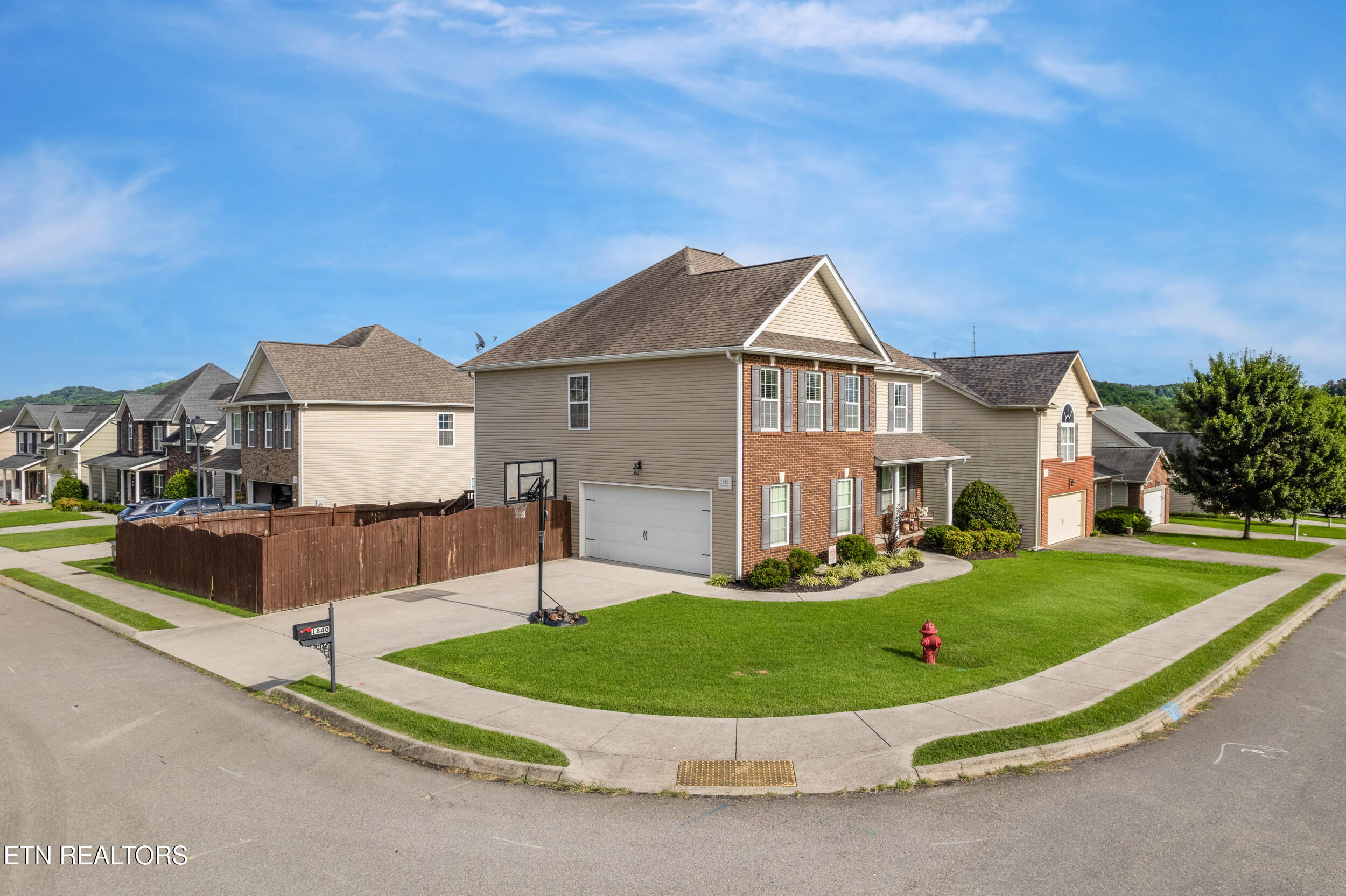 1840 Point Wood Drive