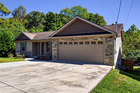Tiny photo for 5900 Creekhead Drive, Knoxville, TN 37909 (MLS # 1358352)