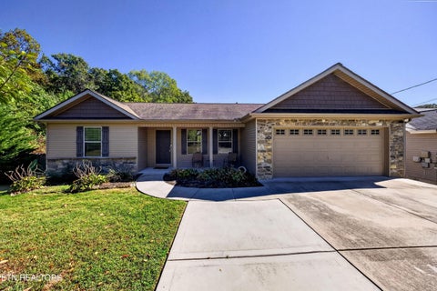 Photo of 5900 Creekhead Drive, Knoxville, TN 37909 (MLS # 1358352)