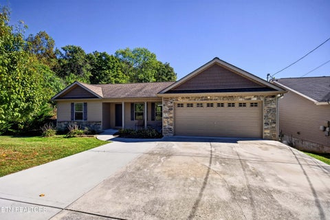 Tiny photo for 5900 Creekhead Drive, Knoxville, TN 37909 (MLS # 1358352)