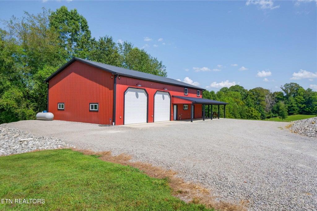 Photo of 5222 Turney Groce Rd, Byrdstown, TN 38549 (MLS # 1354332)