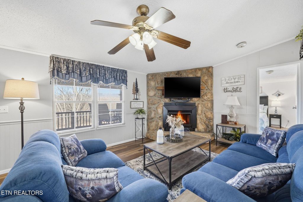 Photo of 281 Willis Rd, Rogersville, TN 37857 (MLS # 1329582)