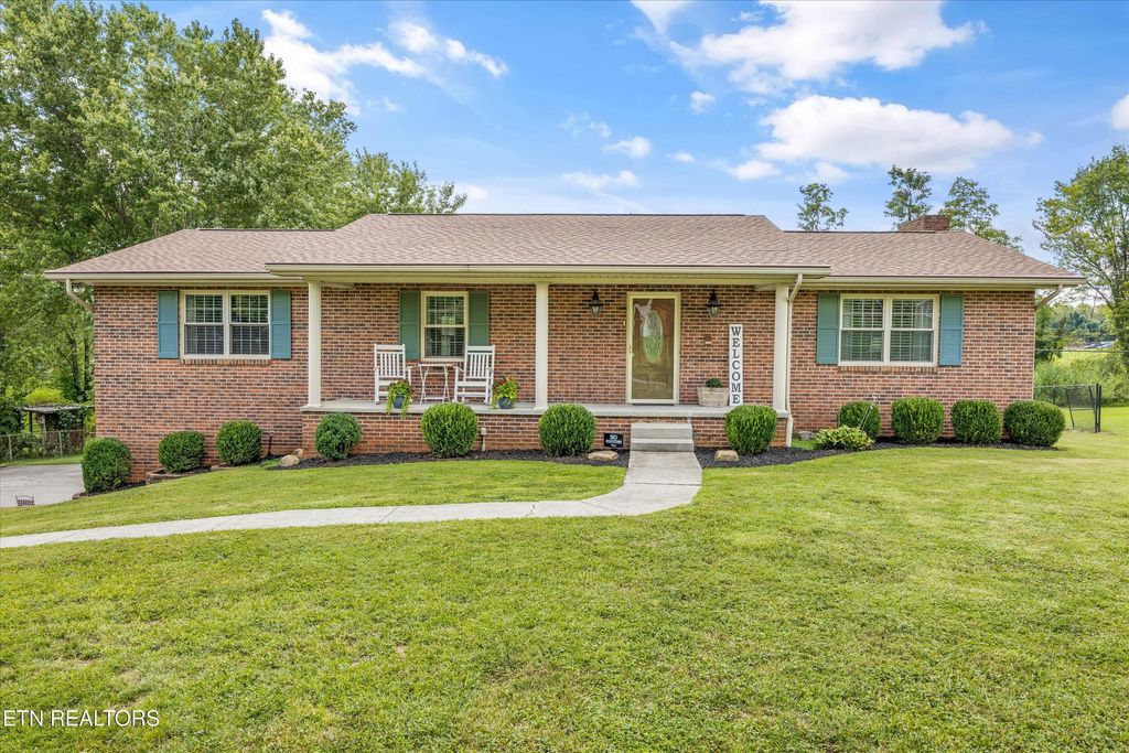 Photo of 3033 Staffordshire Blvd, Powell, TN 37849 (MLS # 1314114)
