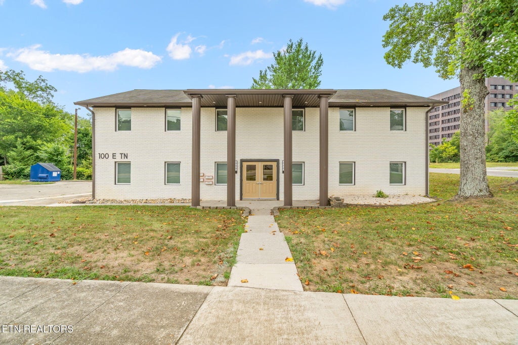 Photo of 100 E Tennessee Ave #102, Oak Ridge, TN 37830 (MLS # 1345966)