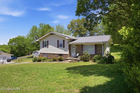 Photo of 1803 NE Michelle Drive, Cleveland, TN 37323 (MLS # 1338006)