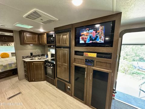 Tiny photo for 166 Highway 73, Townsend, TN 37882 (MLS # 1337304)