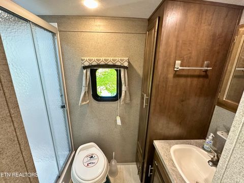 Tiny photo for 166 Highway 73, Townsend, TN 37882 (MLS # 1337304)