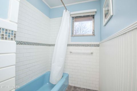 Tiny photo for 5409 Inwood Rd, Knoxville, TN 37921 (MLS # 1324271)