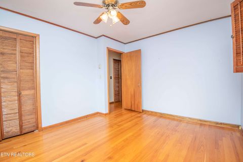 Tiny photo for 5409 Inwood Rd, Knoxville, TN 37921 (MLS # 1324271)