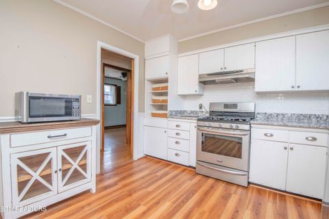 Tiny photo for 5409 Inwood Rd, Knoxville, TN 37921 (MLS # 1324271)