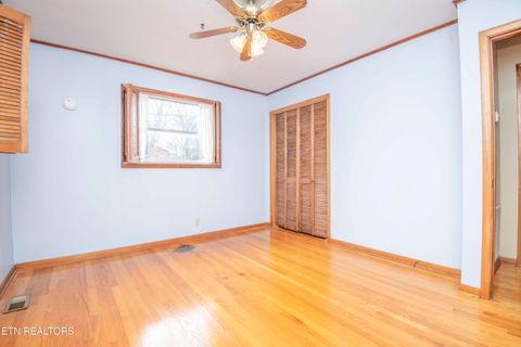 Tiny photo for 5409 Inwood Rd, Knoxville, TN 37921 (MLS # 1324271)