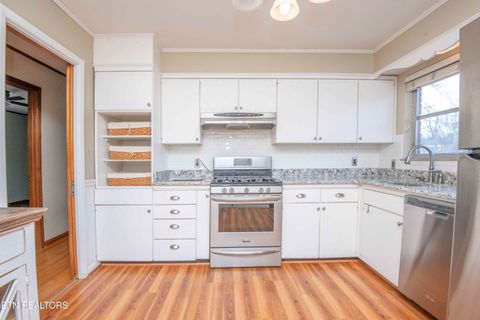 Tiny photo for 5409 Inwood Rd, Knoxville, TN 37921 (MLS # 1324271)