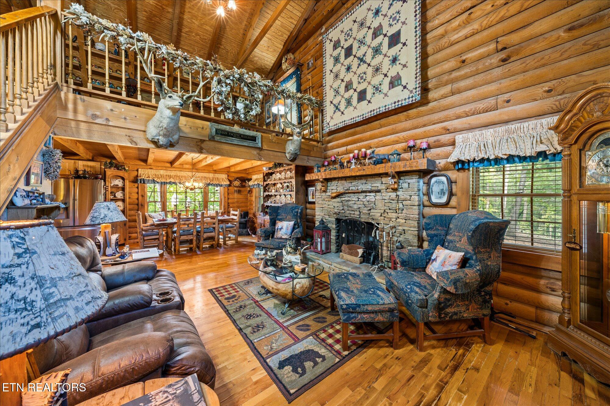 2820 Old Country Way